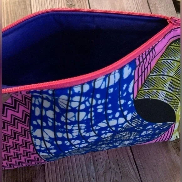 Hand Crafted Toiletries or Makeup Case in vibrant Prints with Beaded Pulls - Picture 6 of 6
